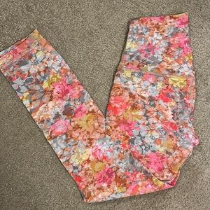 EUC lululemon align 7/8 leggings - Size 4